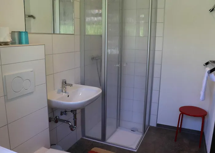 Robinson Crusoe Schwarzkittelpfad 77 *